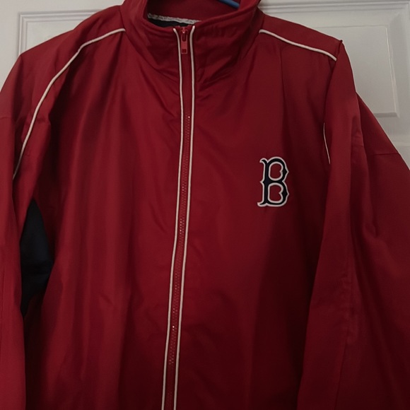 MAJESTIC brand Red Sox jacket ⚾️🏟 - Picture 2 of 10